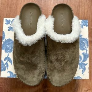 JENNI KAYNE Shearling-Lined Moc Clog size 39 or 8.5